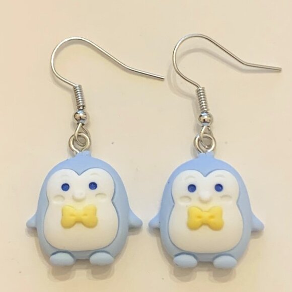 Penguin Earring, Penguin Jewelry, Gift Idea, Silly Earring, Cute Earring - Picture 4 of 6